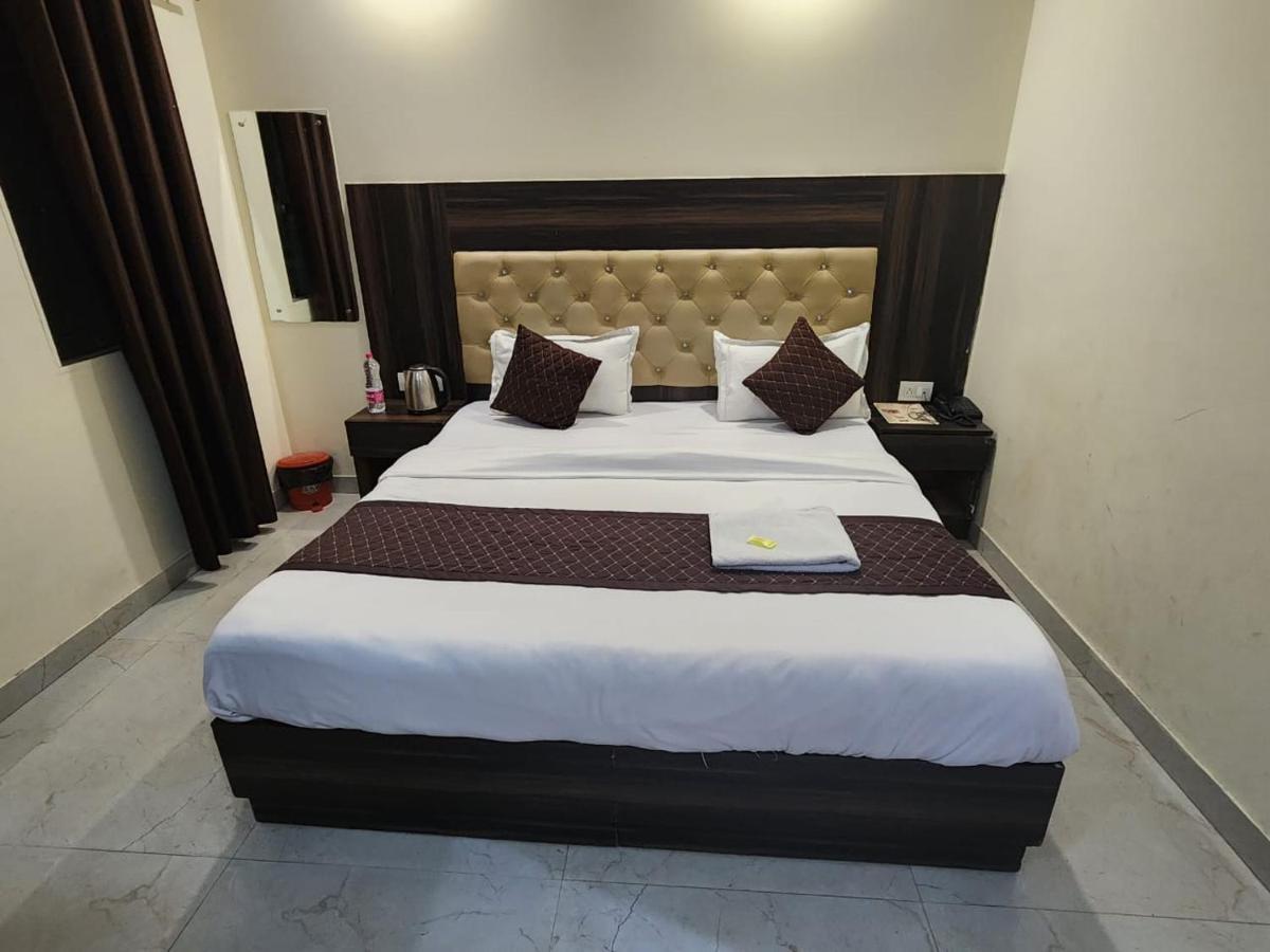 Airport Hotel Ivy With Free Airport Transfr Νέο Δελχί Εξωτερικό φωτογραφία
