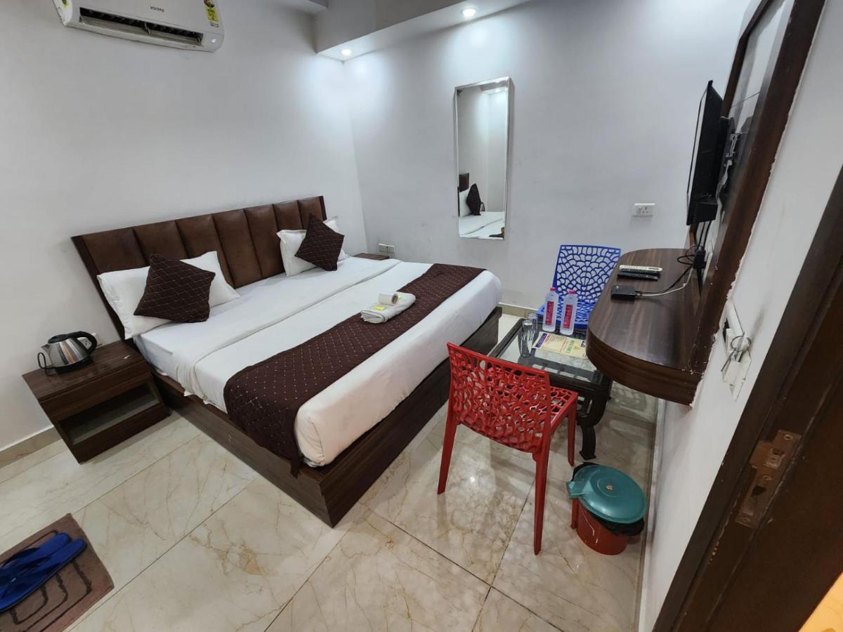 Airport Hotel Ivy With Free Airport Transfr Νέο Δελχί Εξωτερικό φωτογραφία