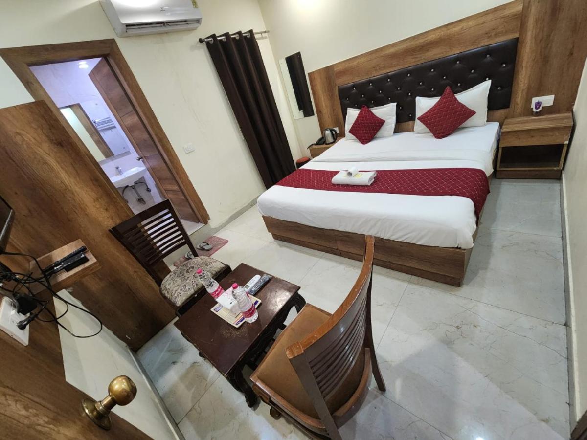 Airport Hotel Ivy With Free Airport Transfr Νέο Δελχί Εξωτερικό φωτογραφία