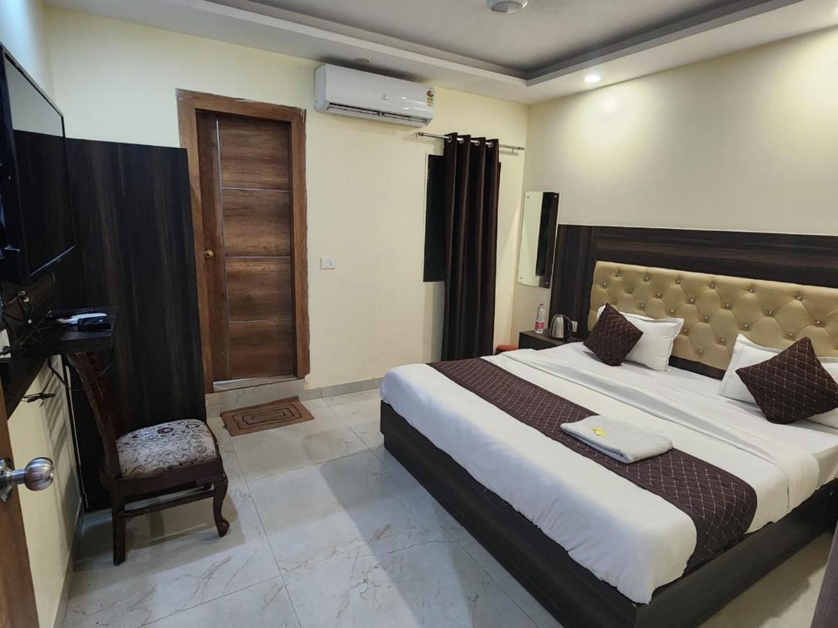 Airport Hotel Ivy With Free Airport Transfr Νέο Δελχί Εξωτερικό φωτογραφία