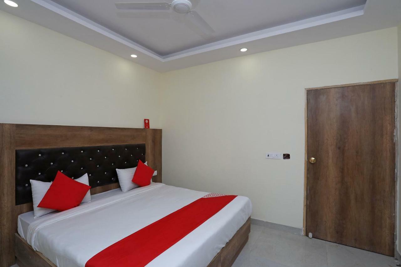 Airport Hotel Ivy With Free Airport Transfr Νέο Δελχί Εξωτερικό φωτογραφία