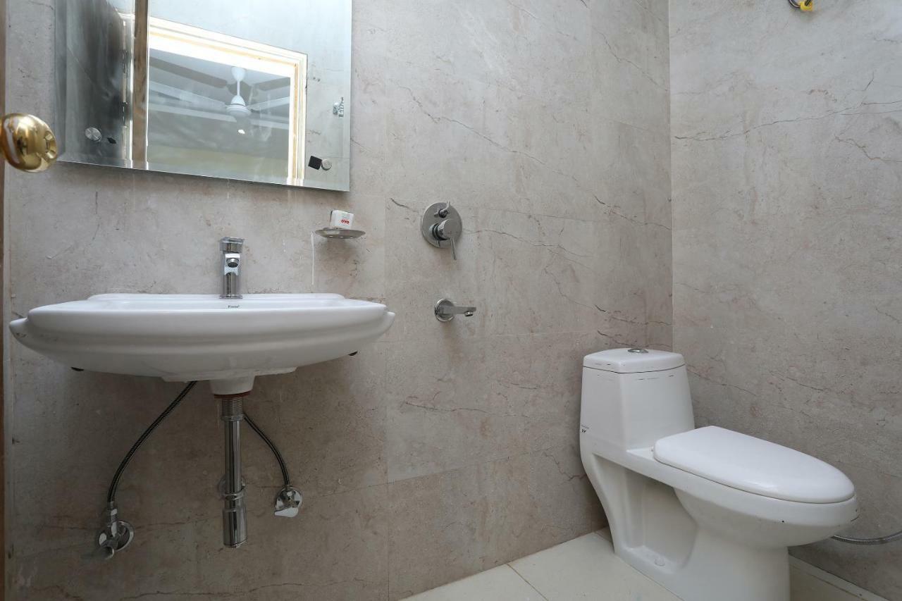 Airport Hotel Ivy With Free Airport Transfr Νέο Δελχί Εξωτερικό φωτογραφία