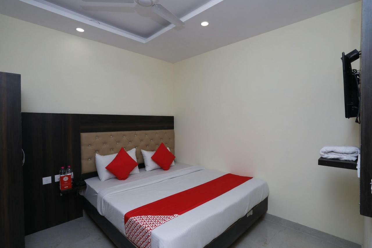 Airport Hotel Ivy With Free Airport Transfr Νέο Δελχί Εξωτερικό φωτογραφία