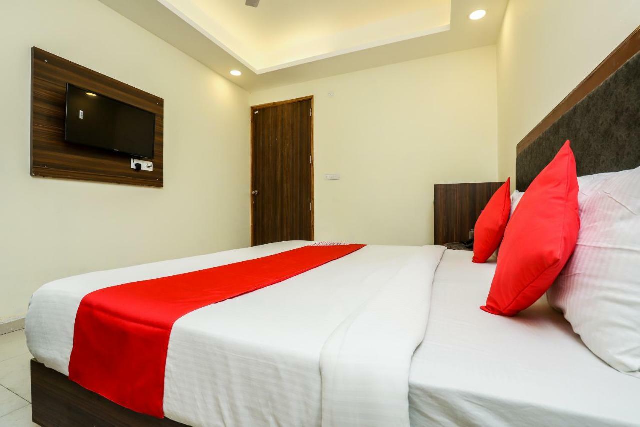 Airport Hotel Ivy With Free Airport Transfr Νέο Δελχί Εξωτερικό φωτογραφία